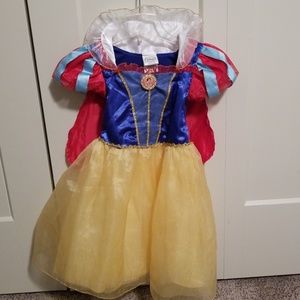 Snow white costume
